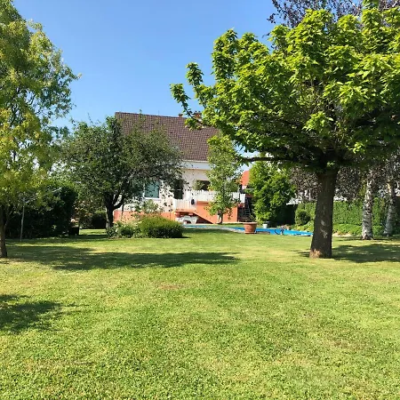 Medences Apartman Balatonlelle