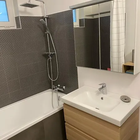 Medences Apartman Balatonlelle
