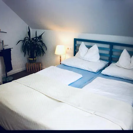 Medencés Apartman Apartman *
