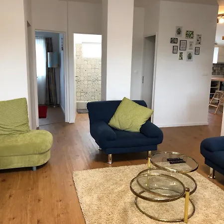 Medences Apartman Apartment Balatonlelle