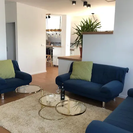 Medences Apartman Apartment Balatonlelle