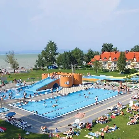 Medences Apartman Balatonlelle